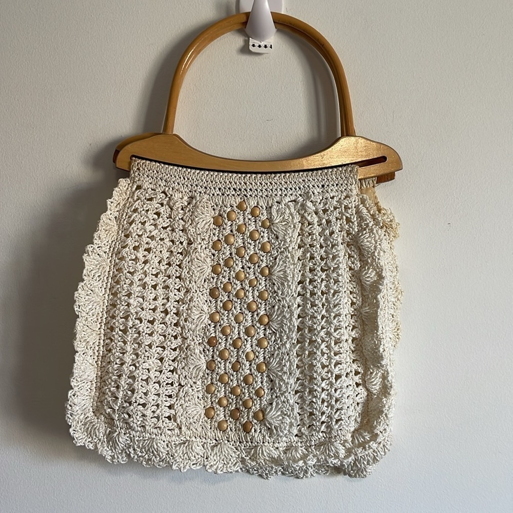 VTG Macrame Bag Purse Cream Wood Bead Coastal Cottage Boho Neutral Hippie Hand